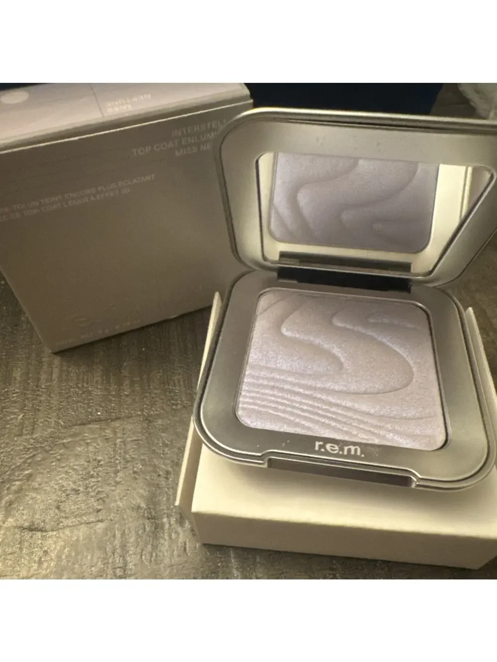 r.e.m. Beauty Interstellar Highlighter Topper~Miss Neptune~Full Size 8 g NIB